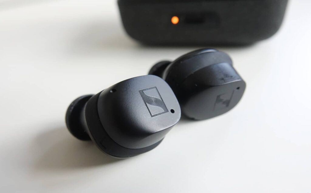 Momentum True Wireless 3 Earbuds Review : The perfect fit - The AU