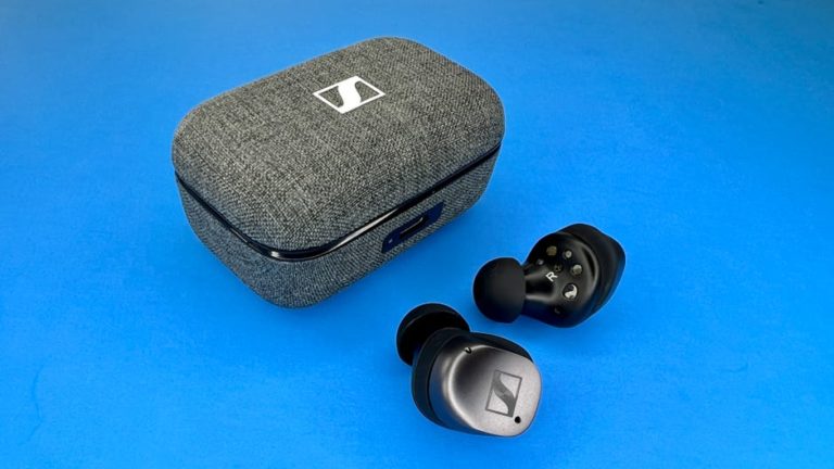 Momentum True Wireless 3 Earbuds Review : The perfect fit - The AU Review