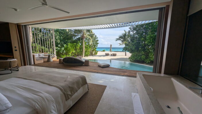 Ritz-Carlton Maldives Beach Villa