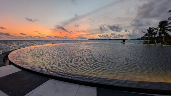 Ritz-Carlton Maldives Pool