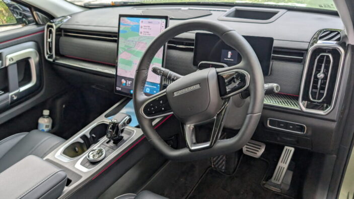 Jaecoo J7 Review AWD Interior