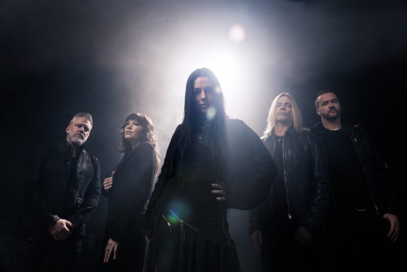 Evanescence band photo