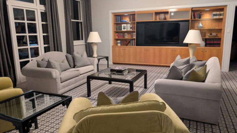 Hyatt Hotel Canberra Suite - Old Mate Media