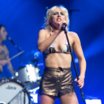 Amyl and the Sniffers