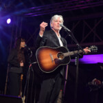 Tim Finn